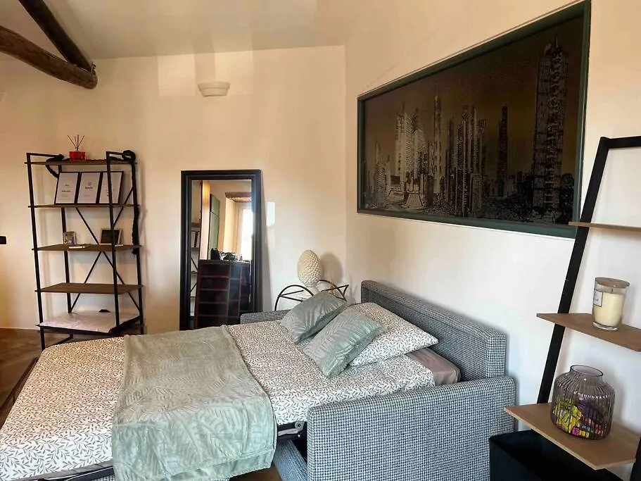 Kiko'S Lodge - Historical Apartment In Como