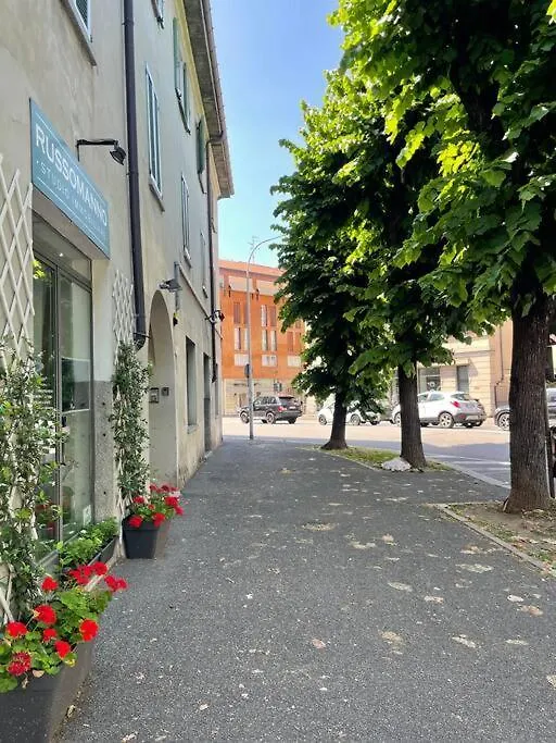 Kiko'S Lodge - Historical Apartment In Como Italy