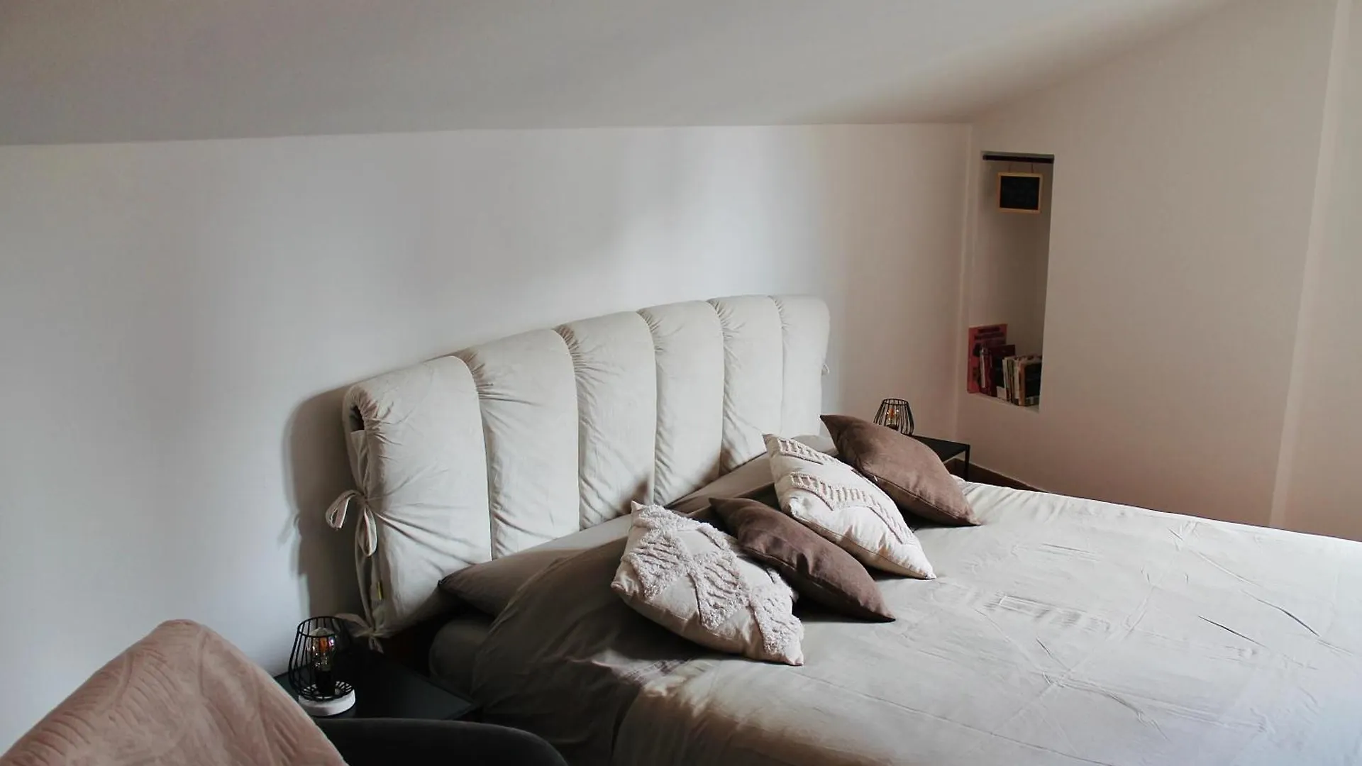 Kiko'S Lodge - Historical Apartment In Como 0*,