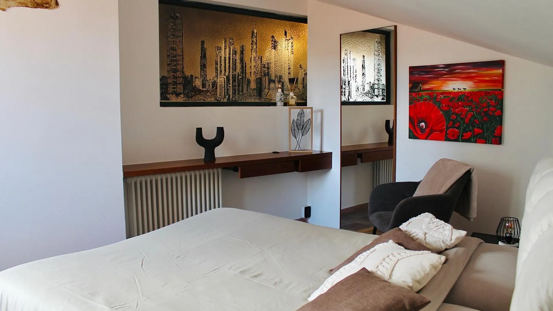 Kiko'S Lodge - Historical Apartment In Como