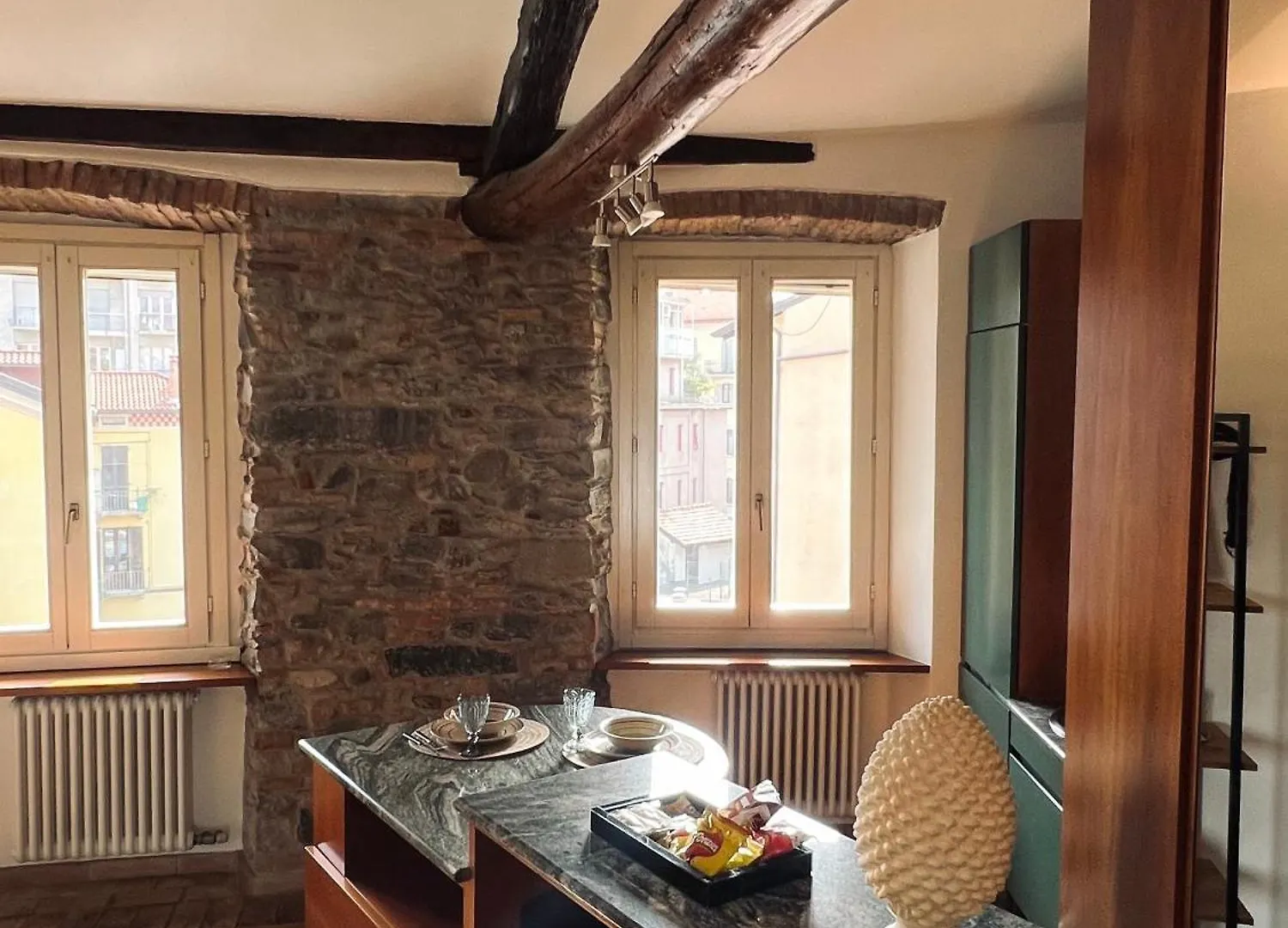 Kiko'S Lodge - Historical Apartment In Como